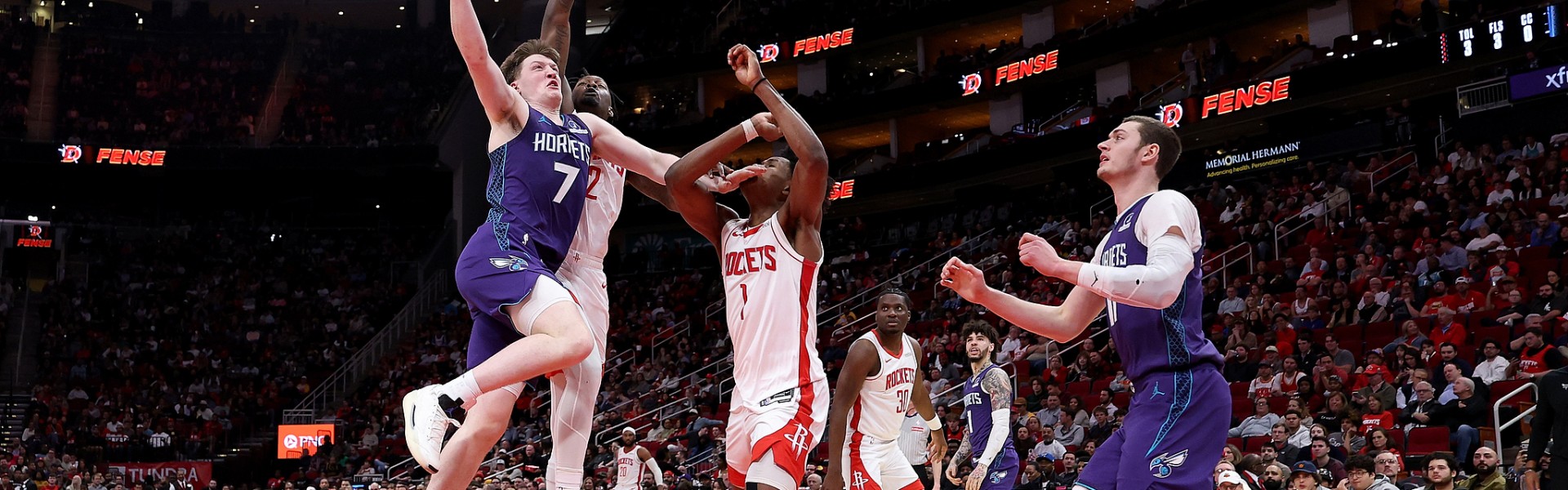 开云-克努佩尔24+4杜兰特31+5 黄蜂战胜火箭豪取八连胜